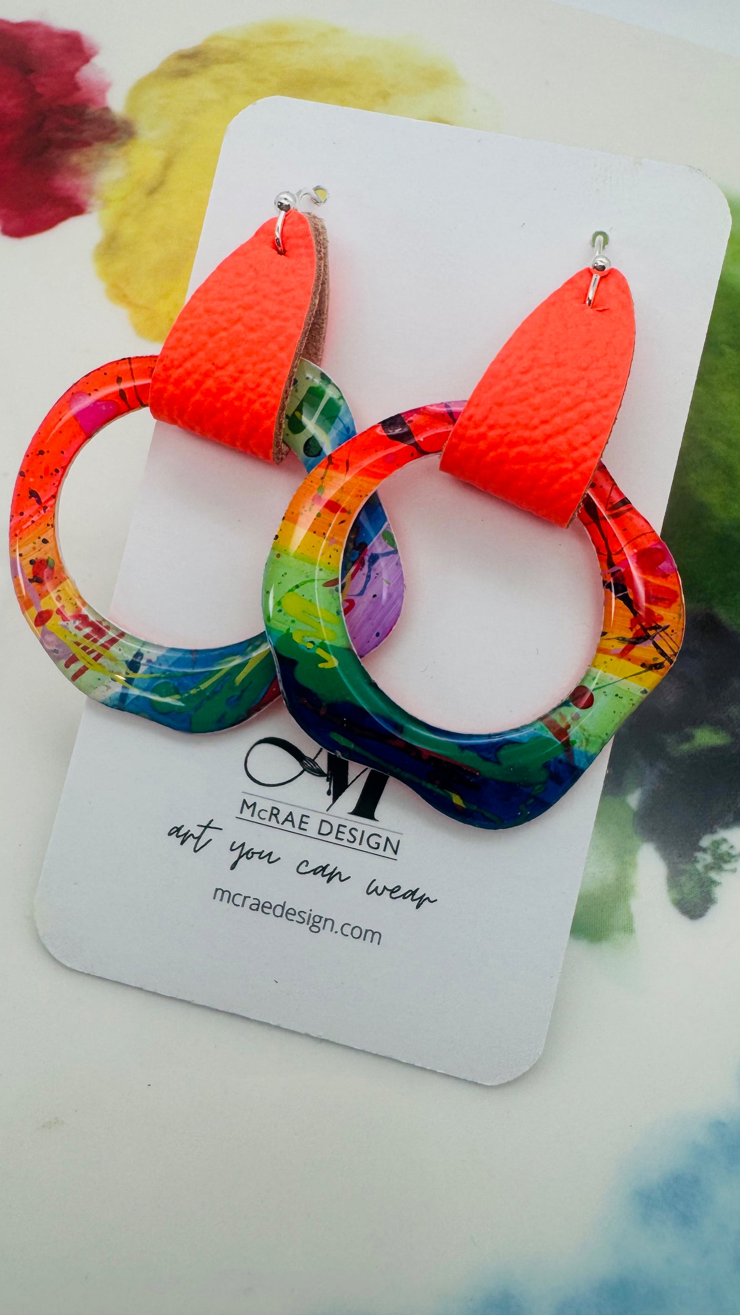 Neon Rainbow - The Shirley