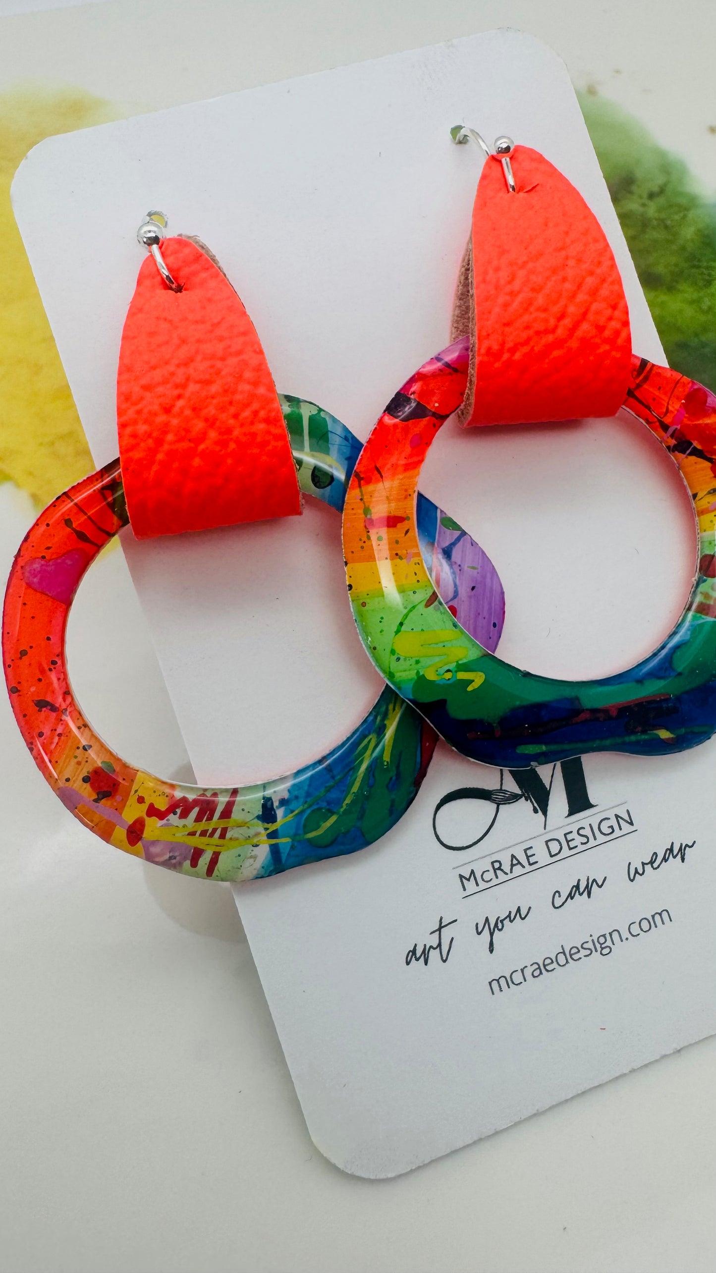 Neon Rainbow - The Shirley