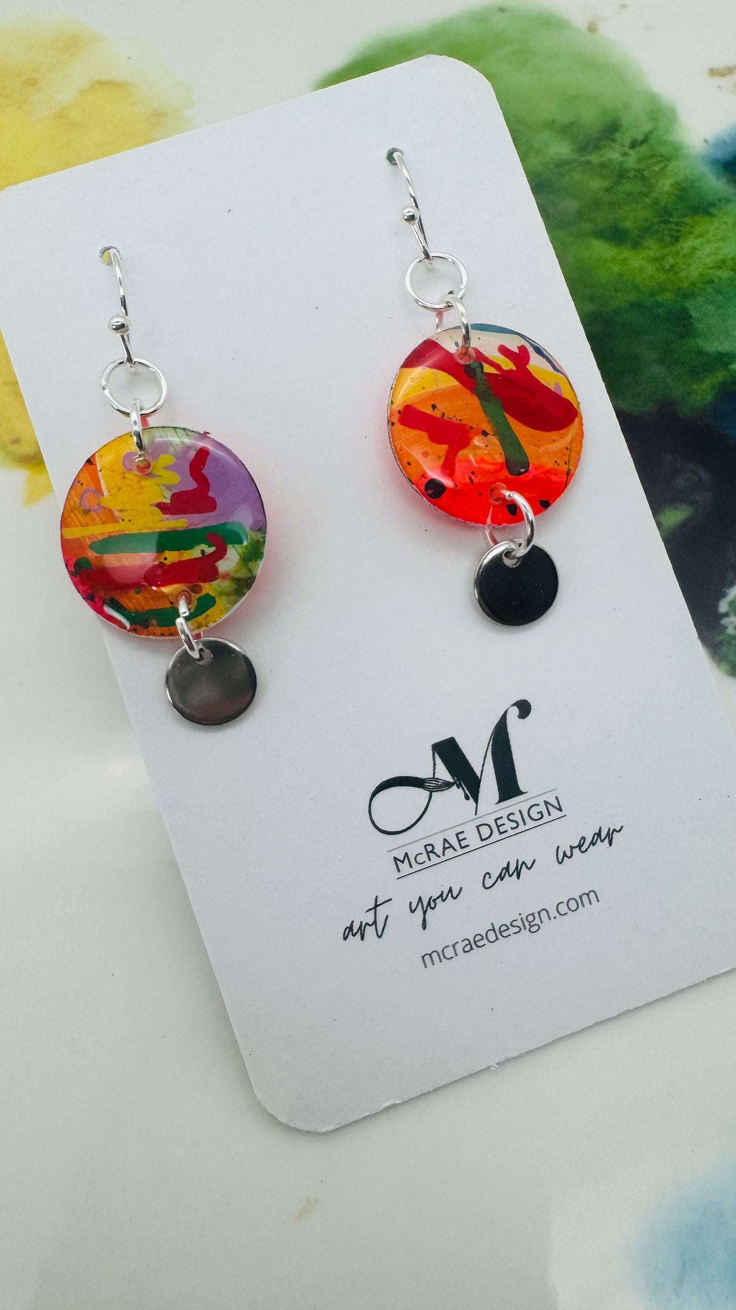 Neon Rainbow - The Shirley