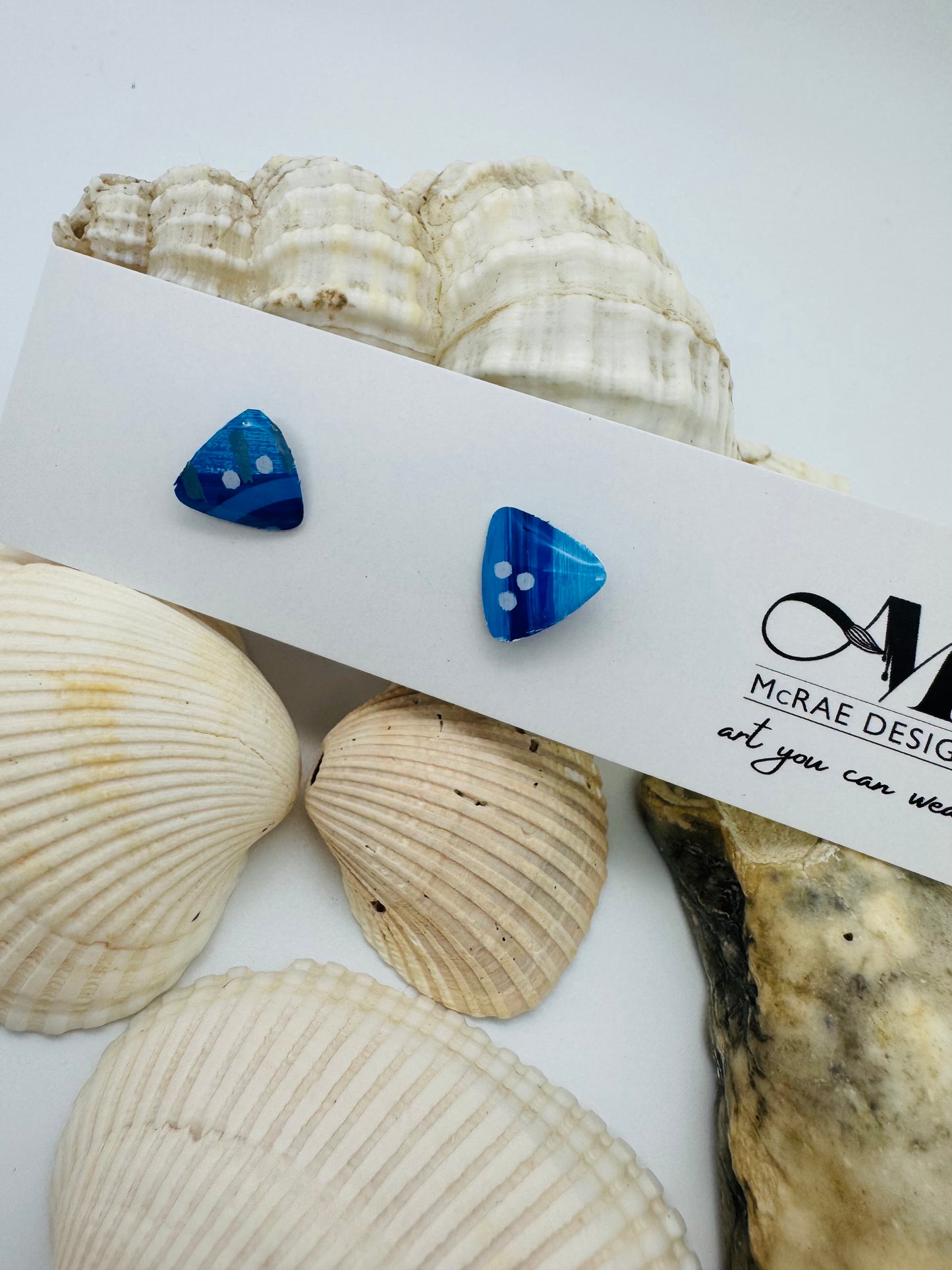 The Sandy (studs) - Ocean Blue Paper Collection