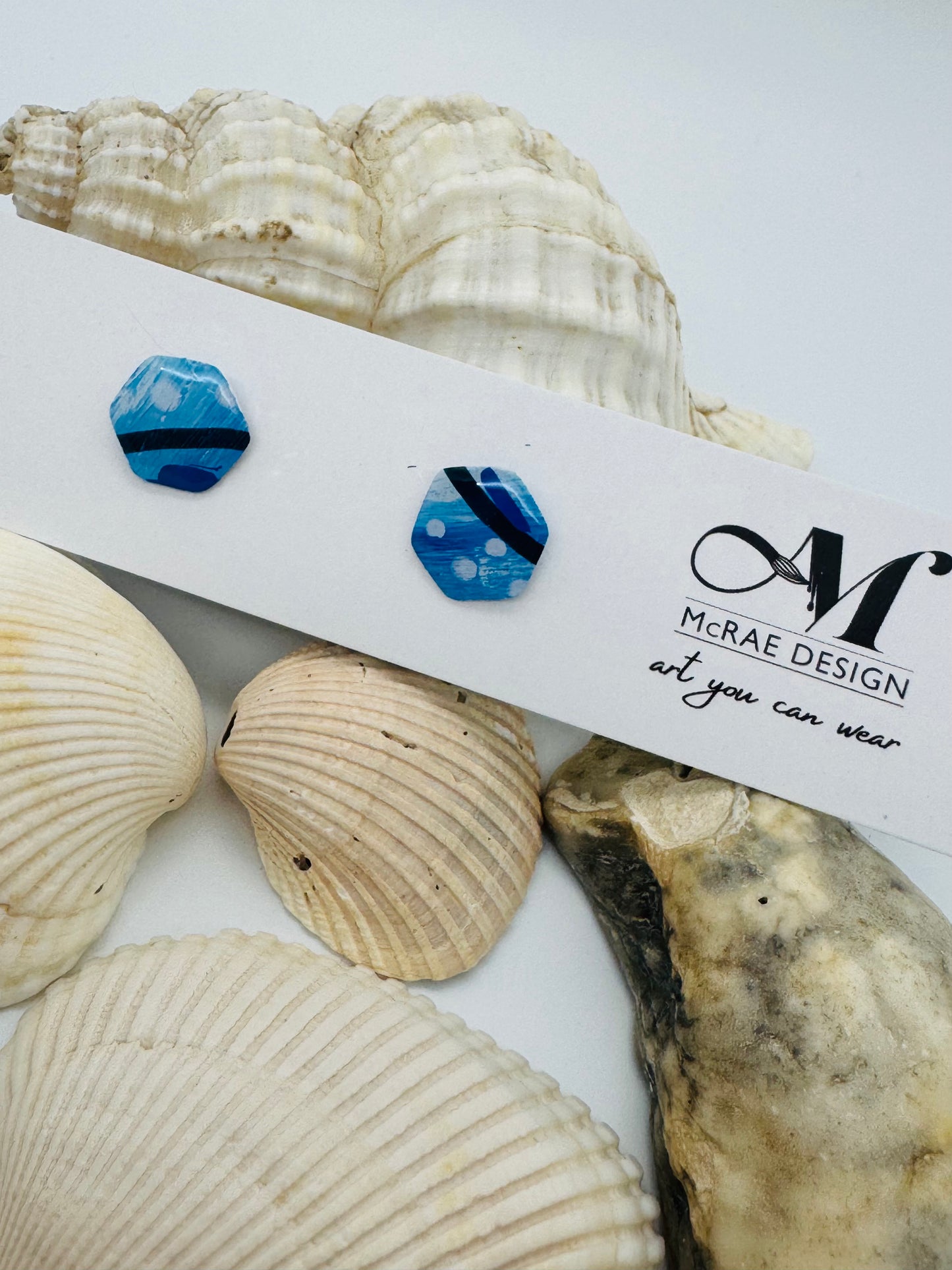 The Sandy (studs) - Ocean Blue Paper Collection
