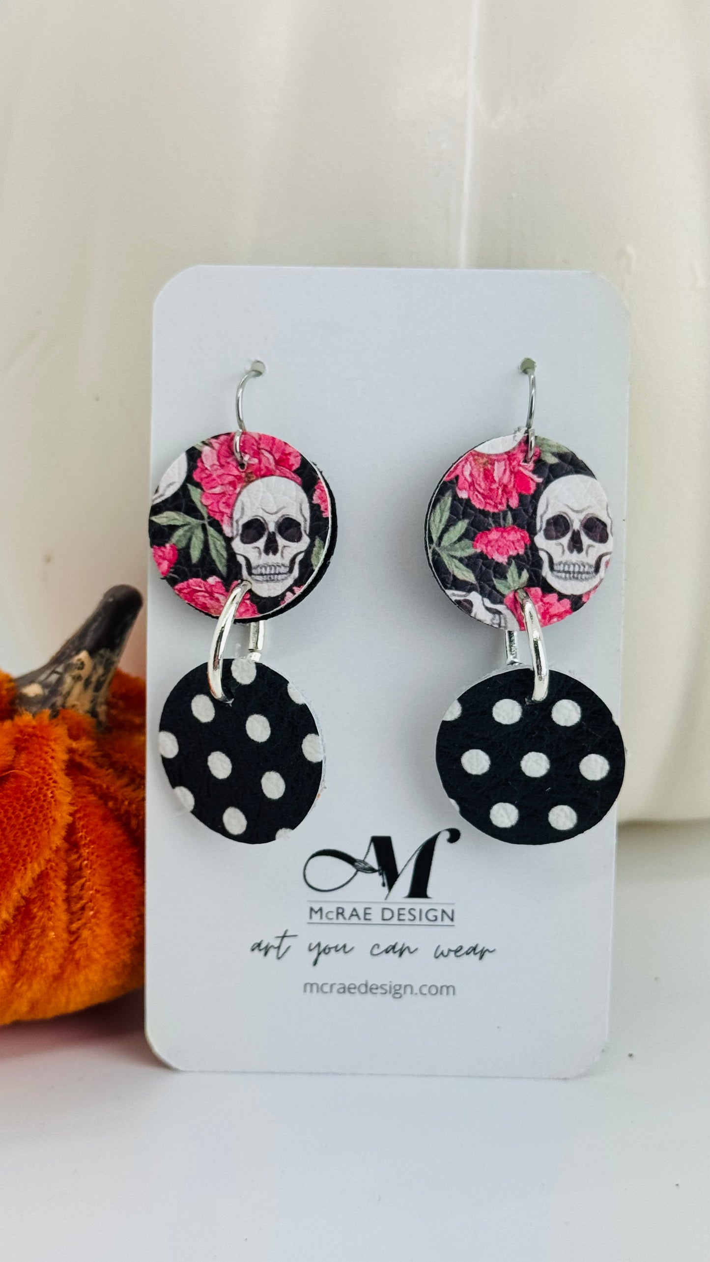 Spooky Season - Skulls and Roses