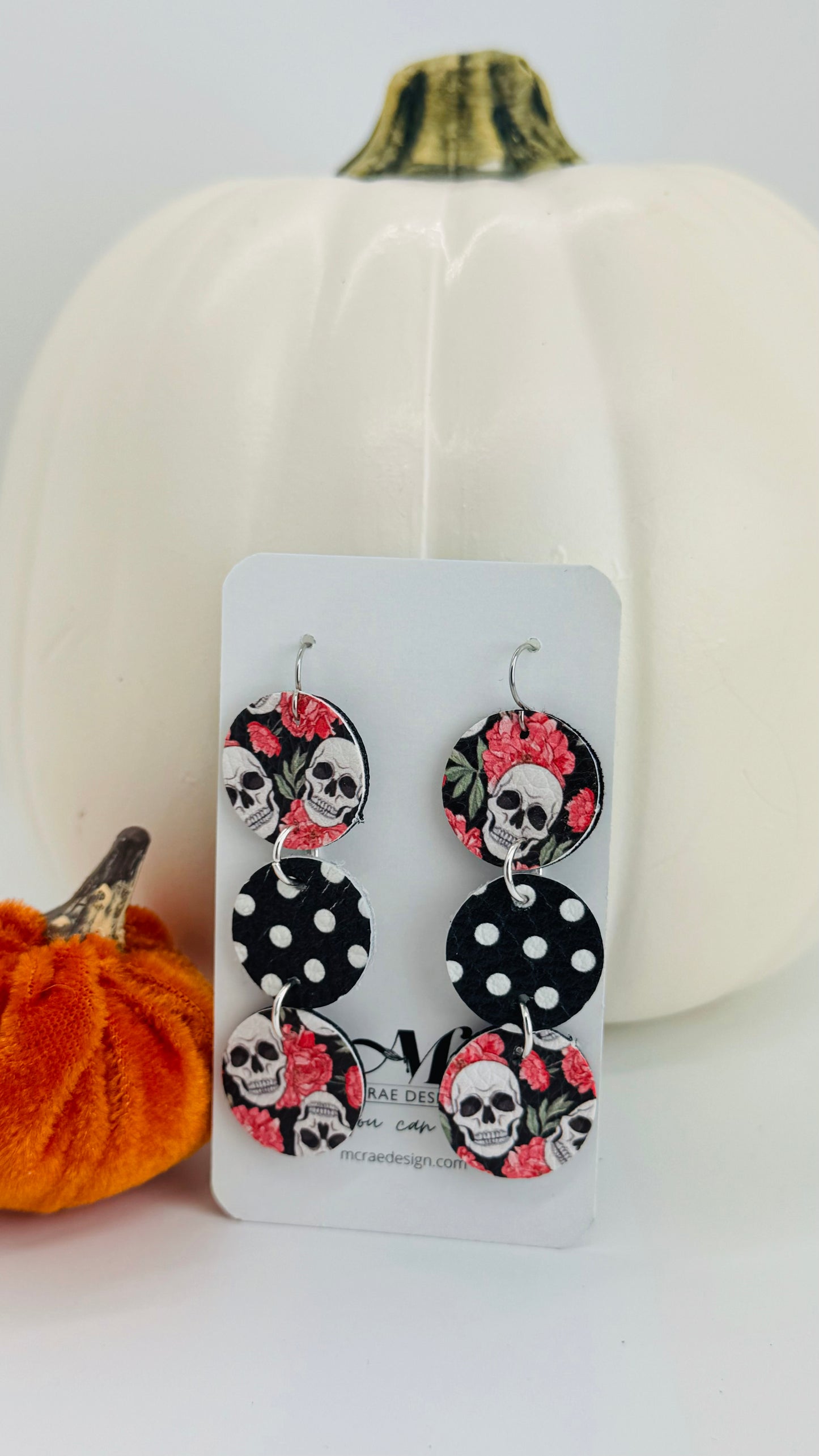 Spooky Season - Skulls and Roses