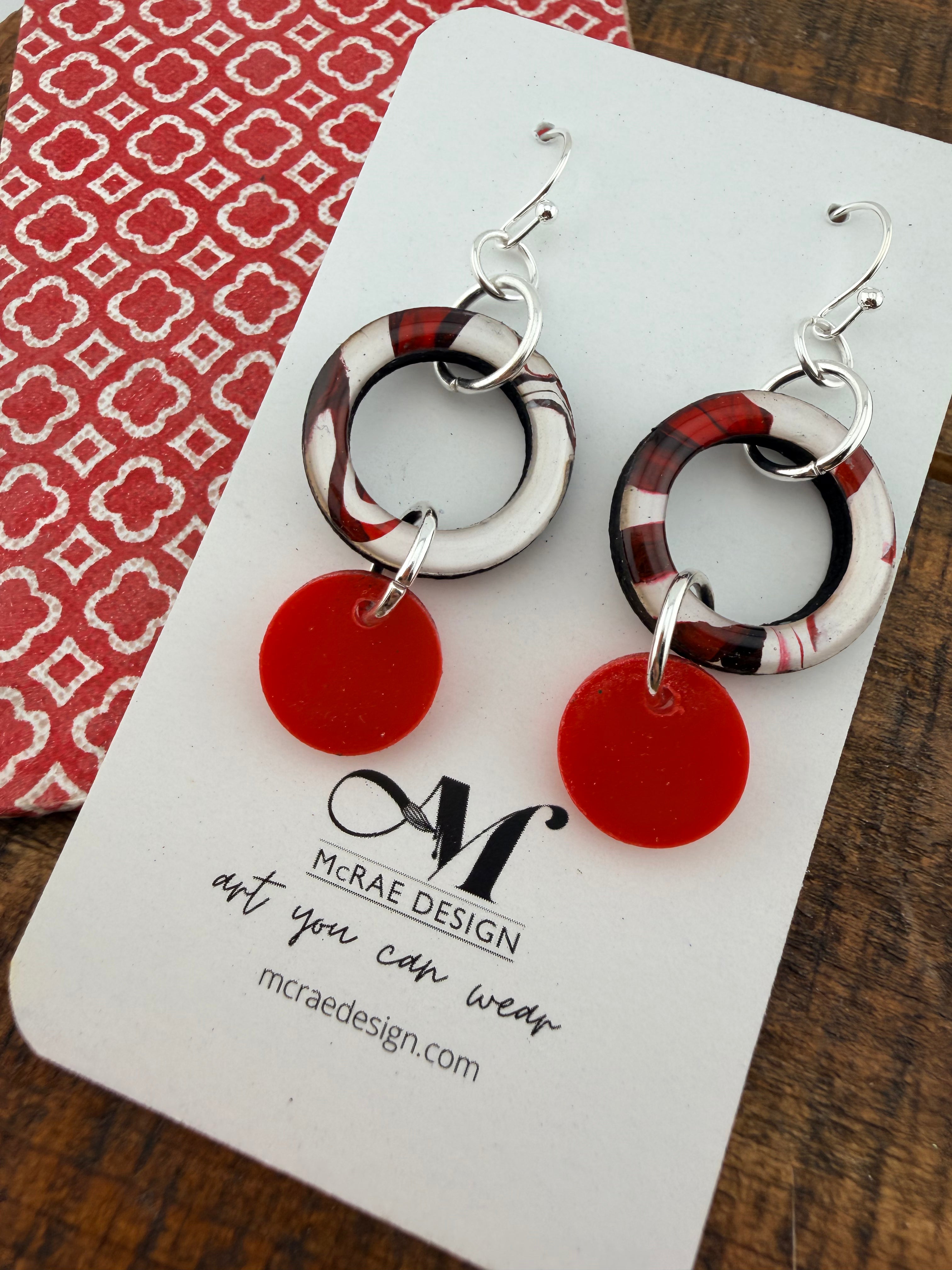 Red Zone Collection - The Shirley