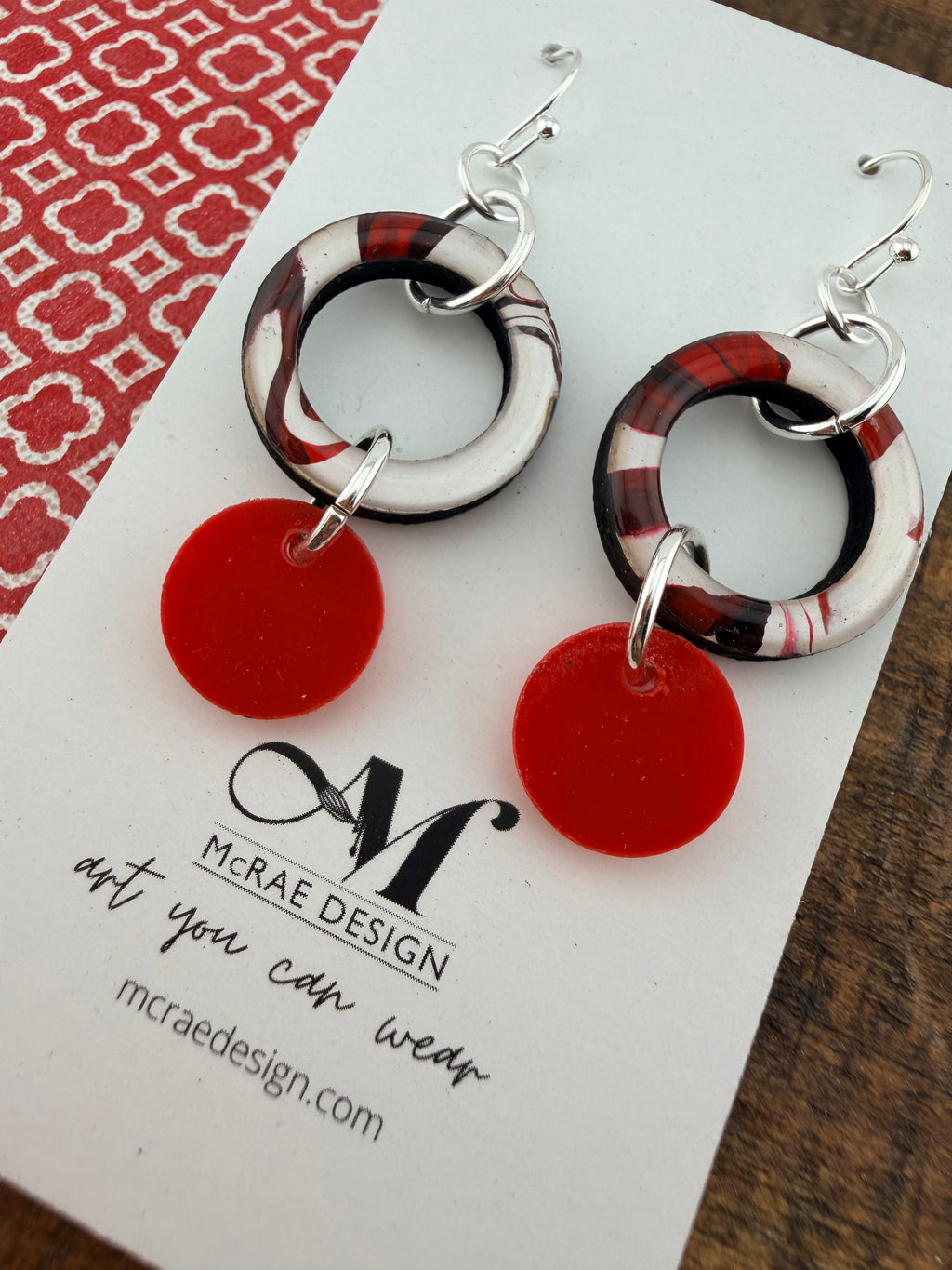 Red Zone Collection - The Shirley