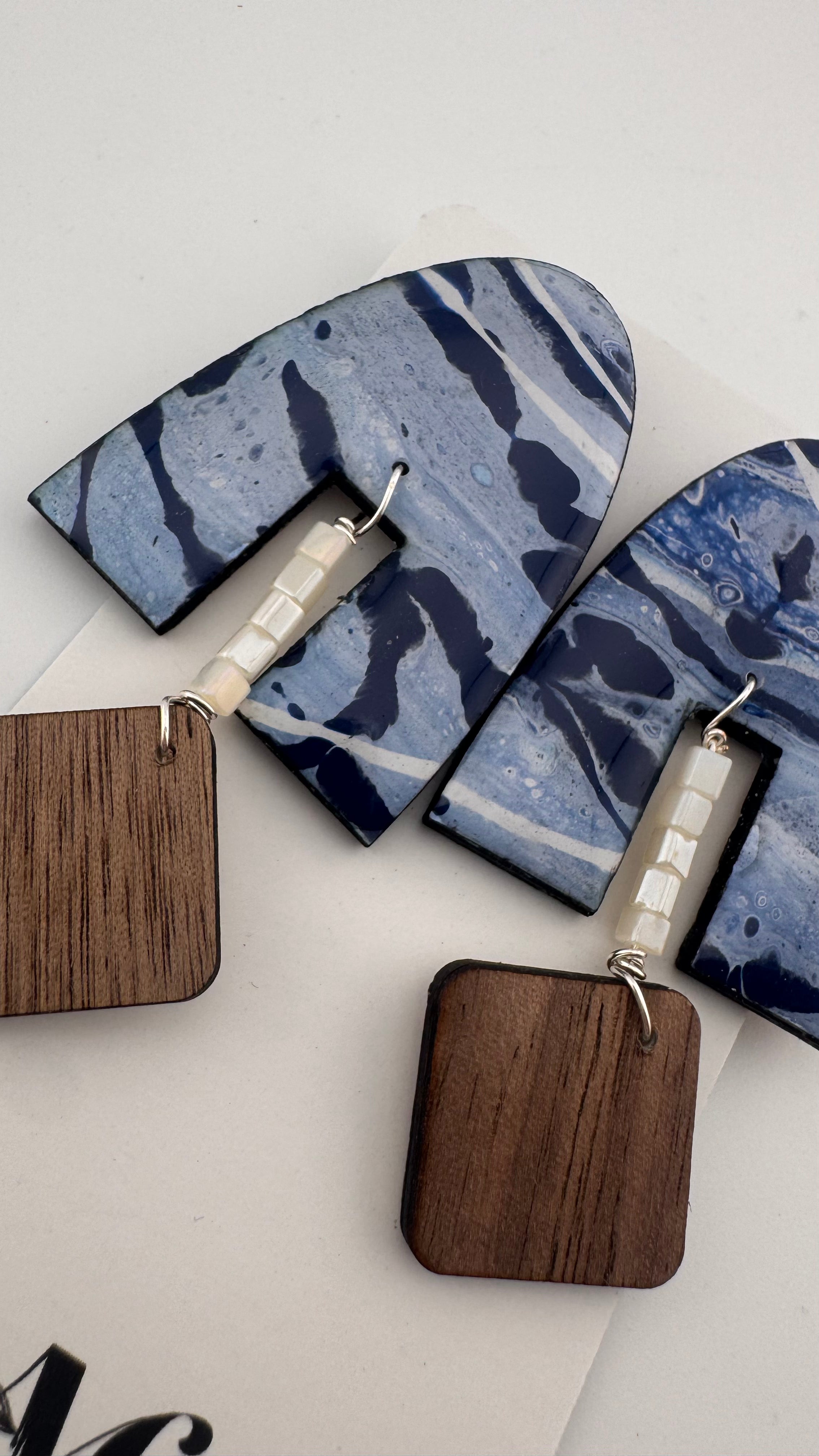 Ocean Blue - The Erin (Bold)