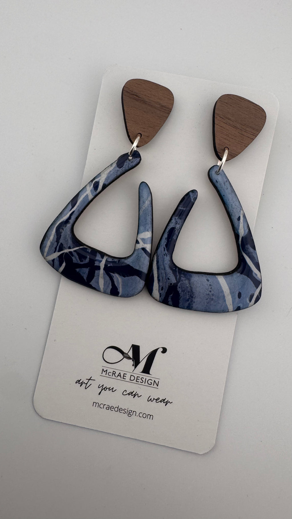Ocean Blue - The Erin (Bold)